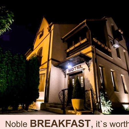 Noblesse Boutique Resort Sibiu Exteriör bild