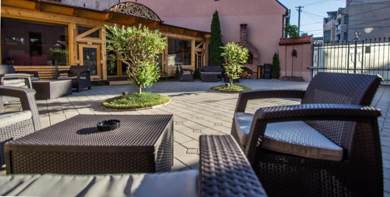 Noblesse Boutique Resort Sibiu Exteriör bild