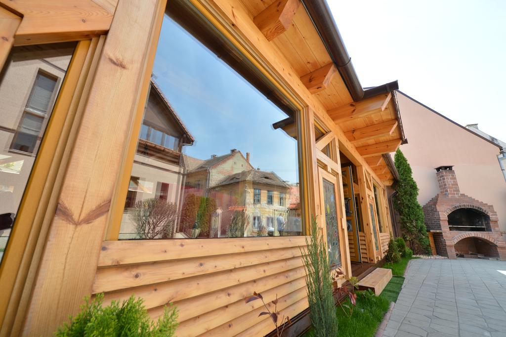 Noblesse Boutique Resort Sibiu Exteriör bild